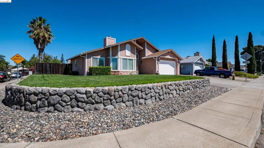1770 Gateway Dr, Oakley, California 94561