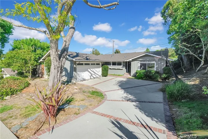 27104 Shorewood Road, Rancho Palos Verdes, California 90275