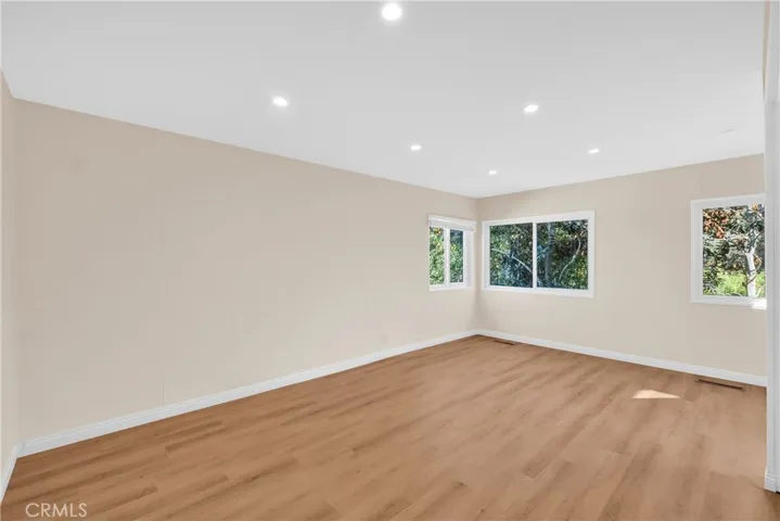 27104 Shorewood Road, Rancho Palos Verdes, California 90275