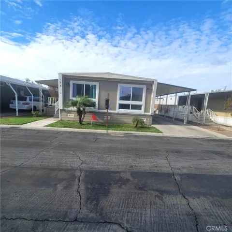 104 Malaga 104, Tustin, California 92780