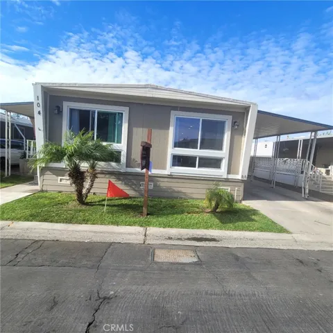 104 Malaga 104, Tustin, California 92780