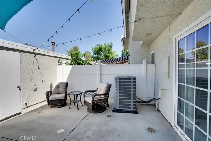 Back patio /AC unit