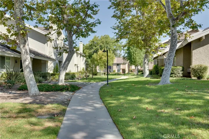 Front walk way