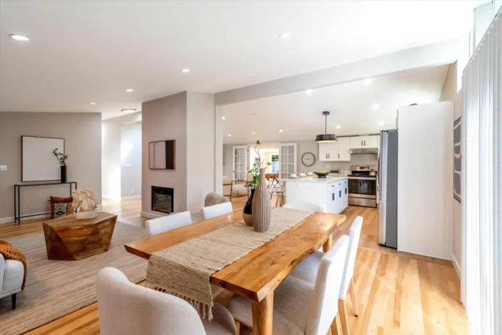3943 Bibbits Drive, Palo Alto, California 94303