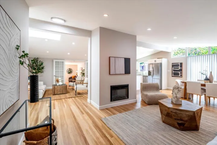 3943 Bibbits Drive, Palo Alto, California 94303