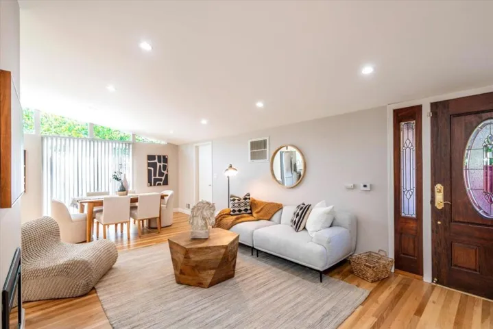 3943 Bibbits Drive, Palo Alto, California 94303
