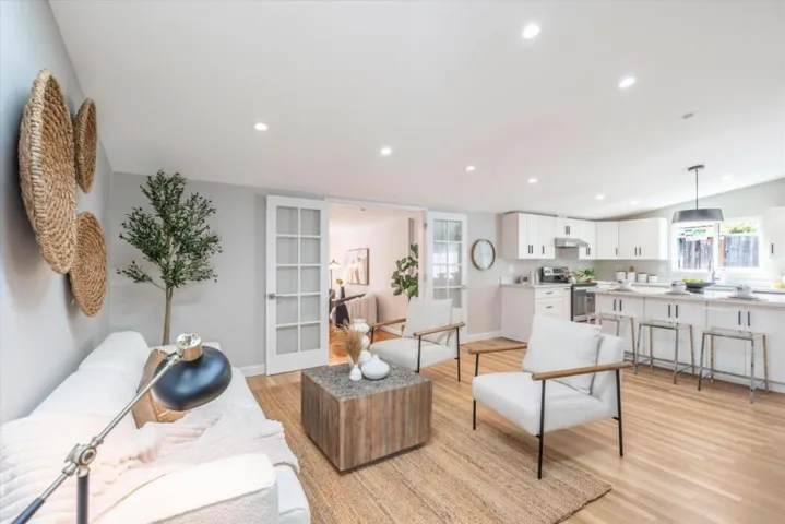 3943 Bibbits Drive, Palo Alto, California 94303