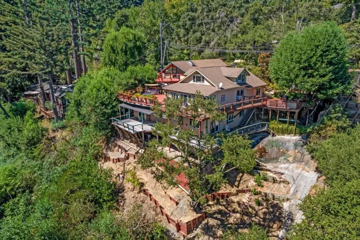 21560 Madrone Drive, Los Gatos, California 95033