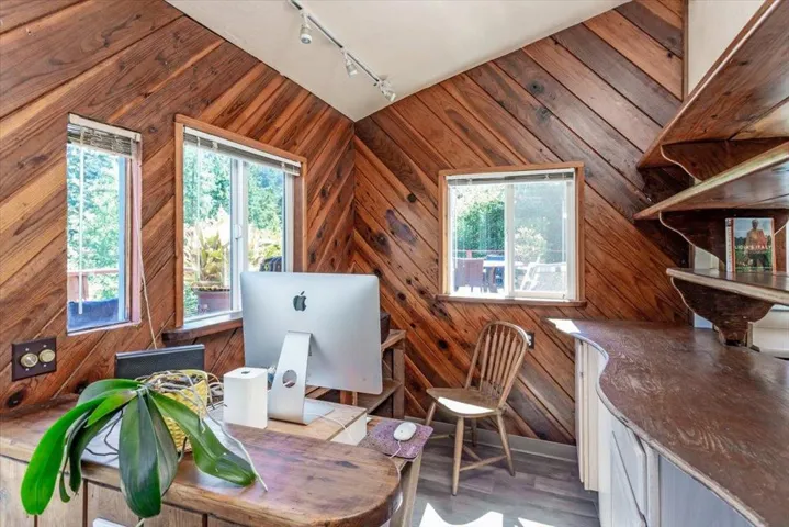 21560 Madrone Drive, Los Gatos, California 95033