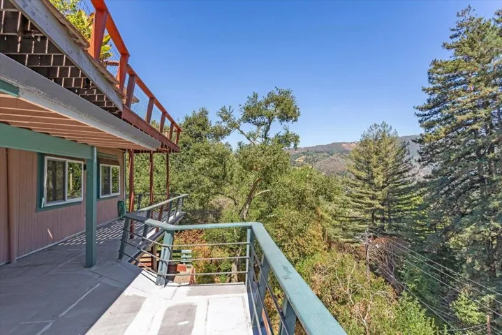 21560 Madrone Drive, Los Gatos, California 95033