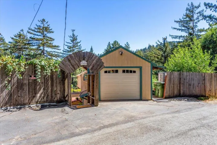 21560 Madrone Drive, Los Gatos, California 95033