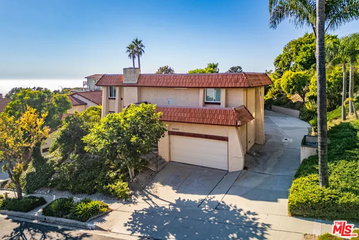 29403 Indian Valley Road, Rancho Palos Verdes, California 90275