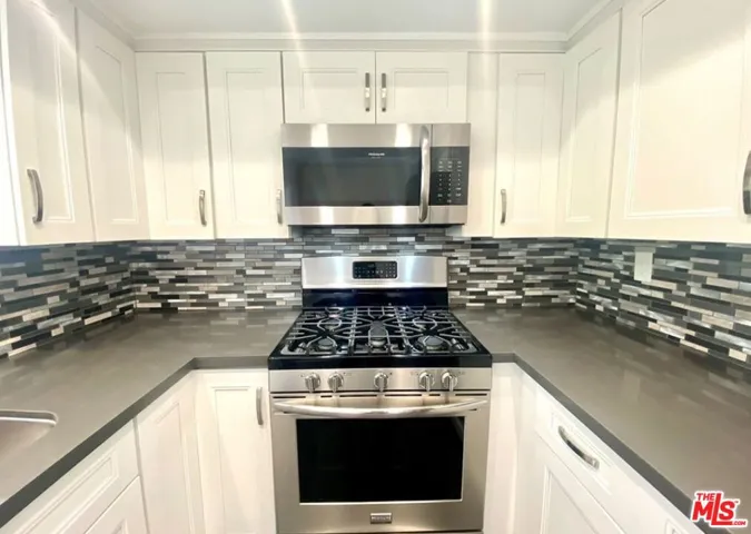 29403 Indian Valley Road, Rancho Palos Verdes, California 90275