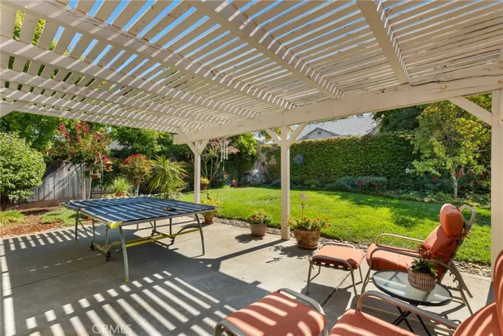 297 Idyllwild Circle, Chico, California 95928