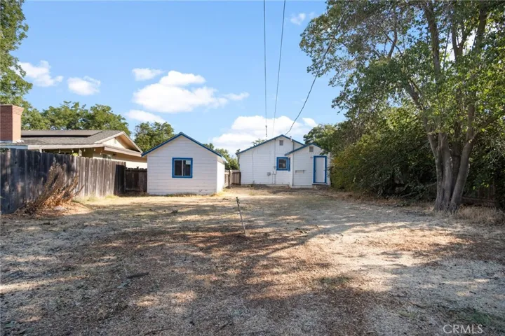1136 W 10th Street, Merced, California 95341