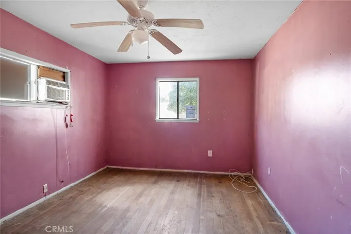 1136 W 10th Street, Merced, California 95341
