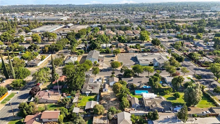 1136 W 10th Street, Merced, California 95341