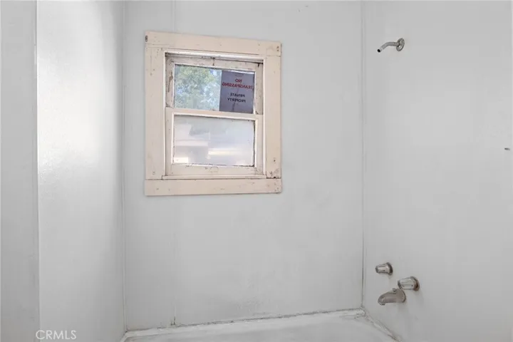1136 W 10th Street, Merced, California 95341