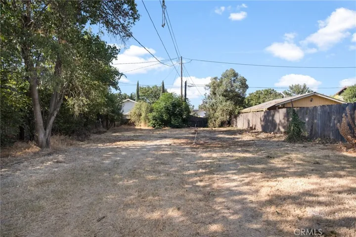 1136 W 10th Street, Merced, California 95341