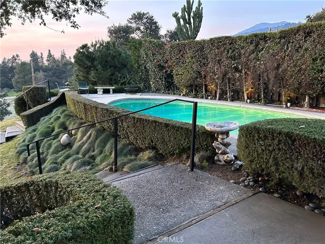 1315 Riviera Drive, Pasadena, California 91107
