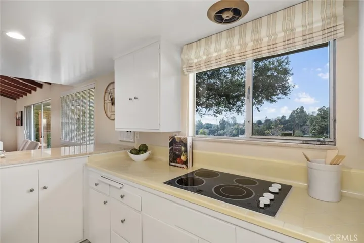 1315 Riviera Drive, Pasadena, California 91107