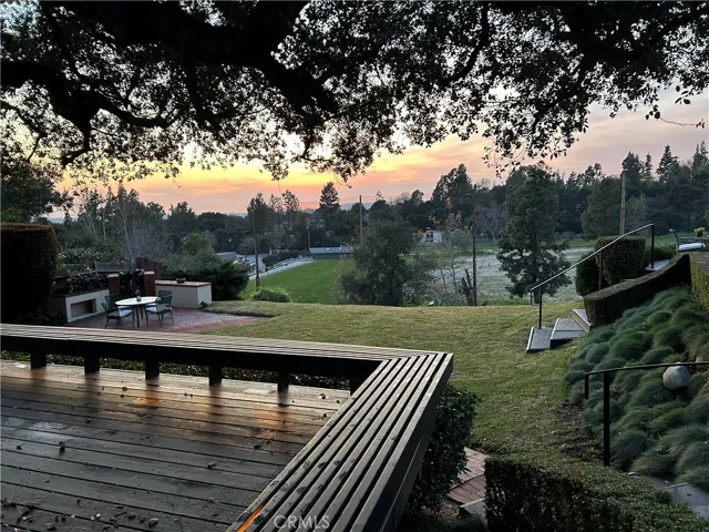 1315 Riviera Drive, Pasadena, California 91107