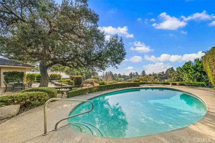 1315 Riviera Drive, Pasadena, California 91107