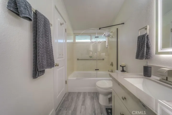 12861 Dunas Road, North Tustin, California 92705