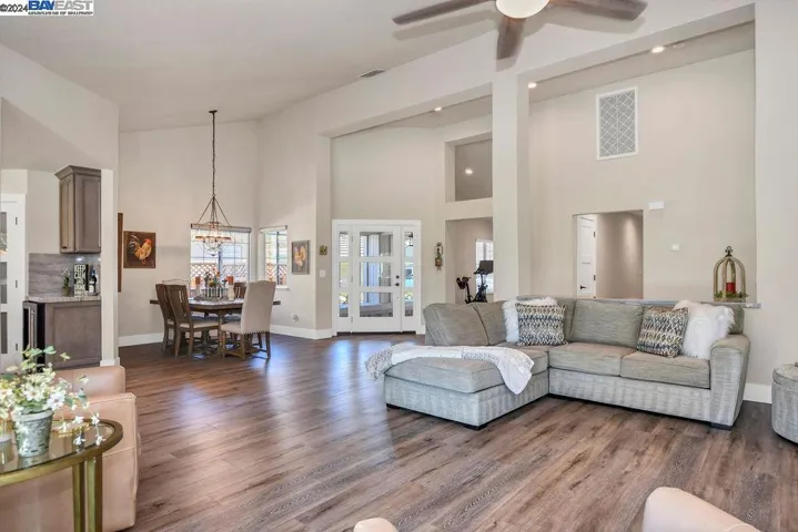 2156 Saint Andrews Ct, Discovery Bay, California 94505