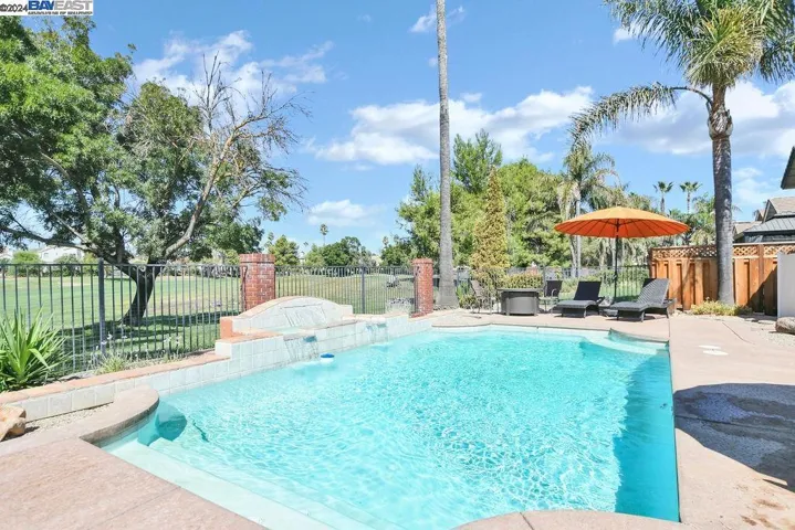 2156 Saint Andrews Ct, Discovery Bay, California 94505