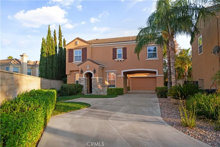 5437 Martingale Way, Fontana, California 92336