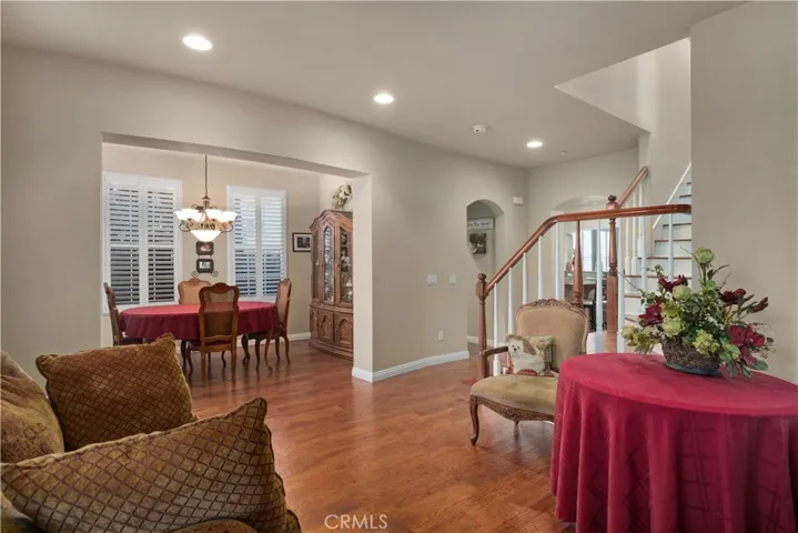 5437 Martingale Way, Fontana, California 92336