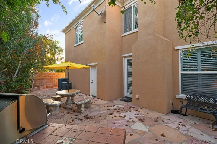 5437 Martingale Way, Fontana, California 92336