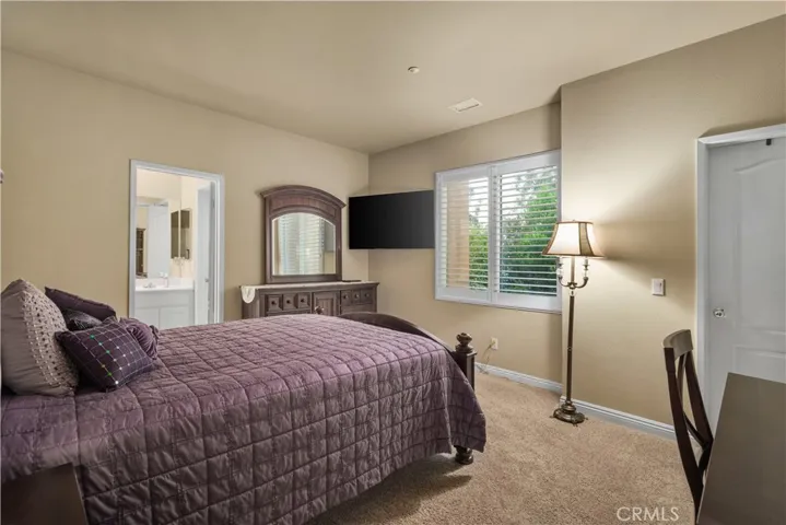 5437 Martingale Way, Fontana, California 92336
