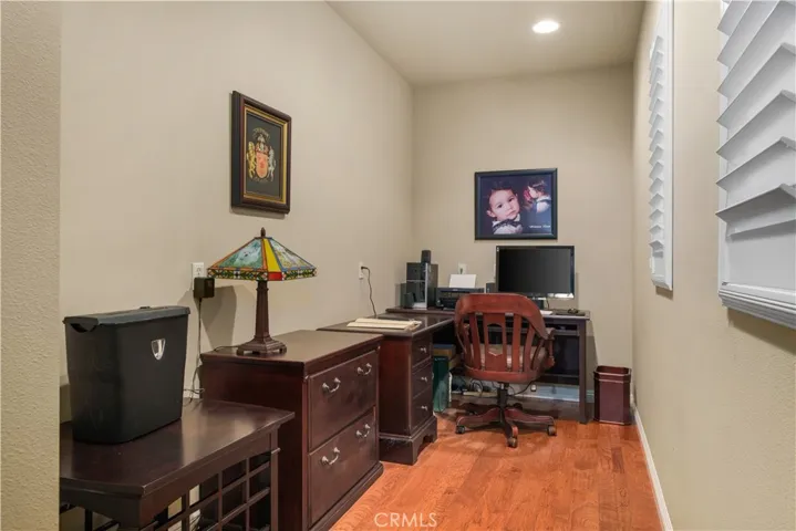 5437 Martingale Way, Fontana, California 92336