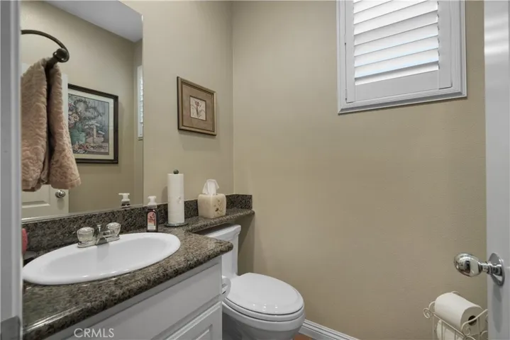 5437 Martingale Way, Fontana, California 92336