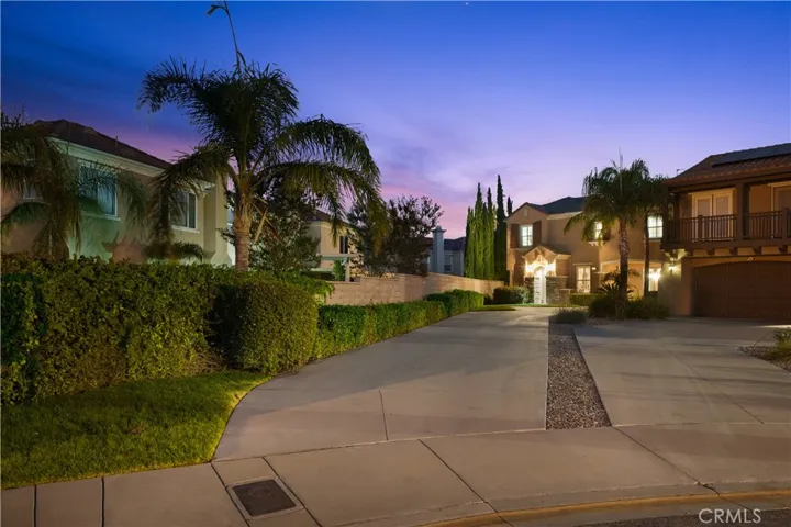 5437 Martingale Way, Fontana, California 92336