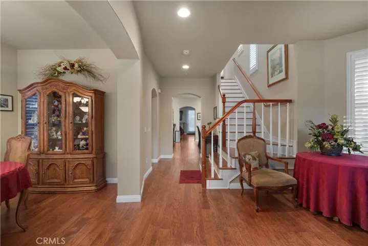 5437 Martingale Way, Fontana, California 92336
