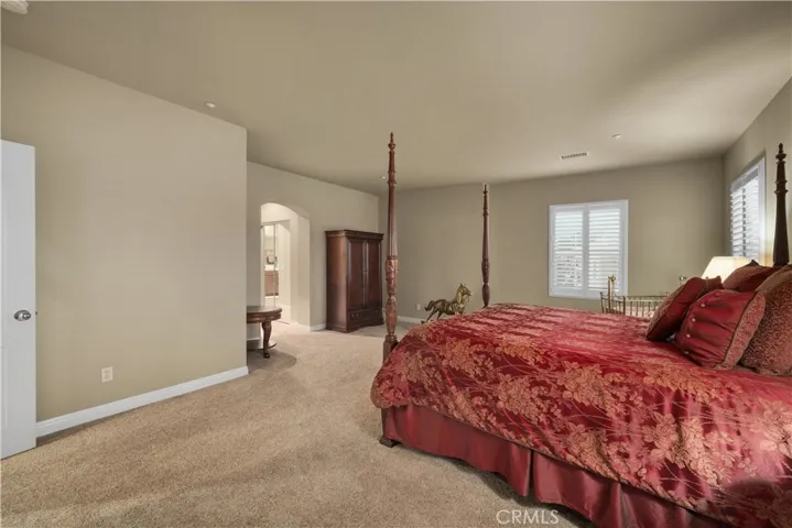 5437 Martingale Way, Fontana, California 92336