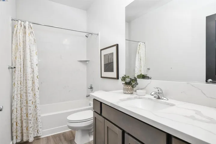 2338 Starboard Ln, Stockton, California 95206