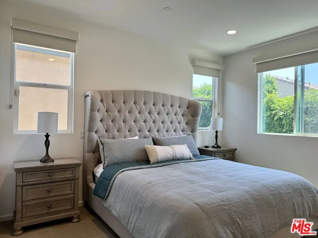 7611 N Courage Way, Van Nuys, California 91405