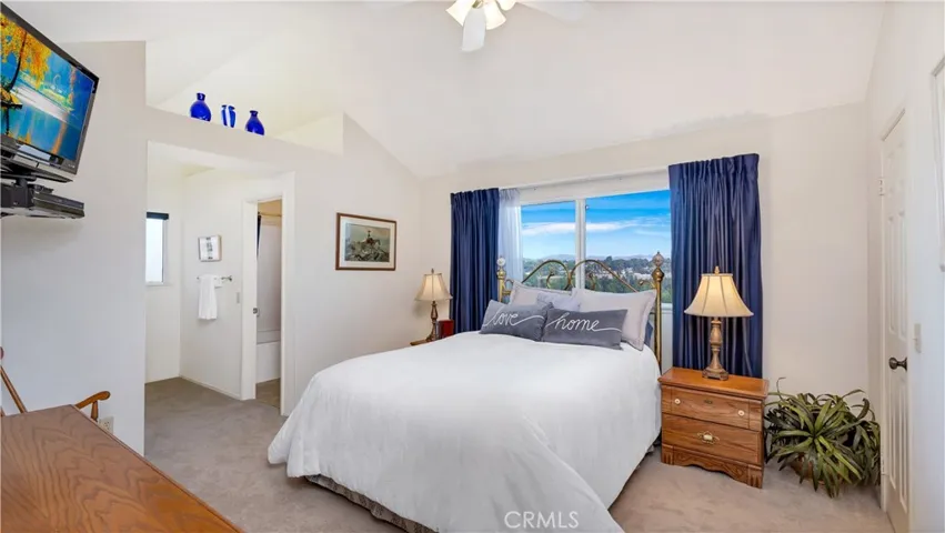 873 Hedges Drive, Corona, California 92878