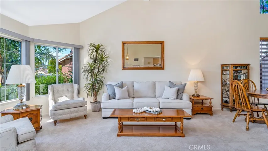 873 Hedges Drive, Corona, California 92878