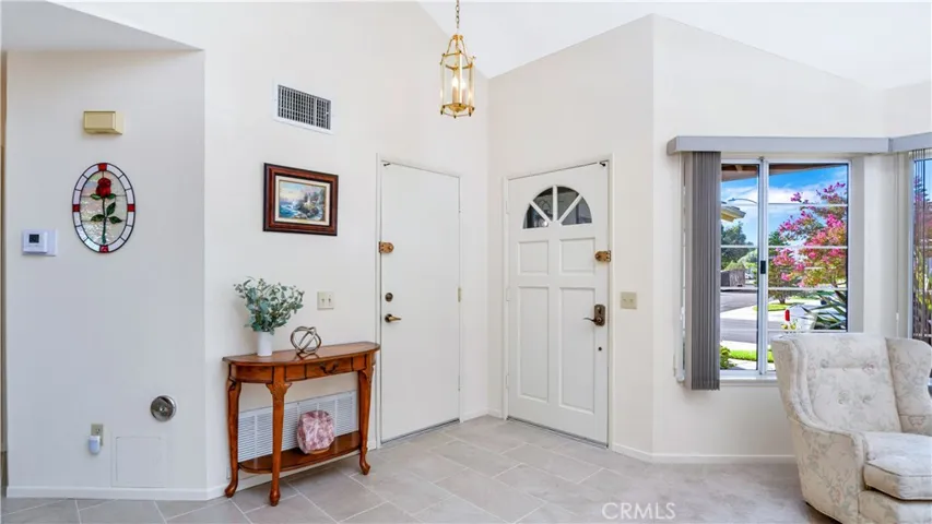 873 Hedges Drive, Corona, California 92878