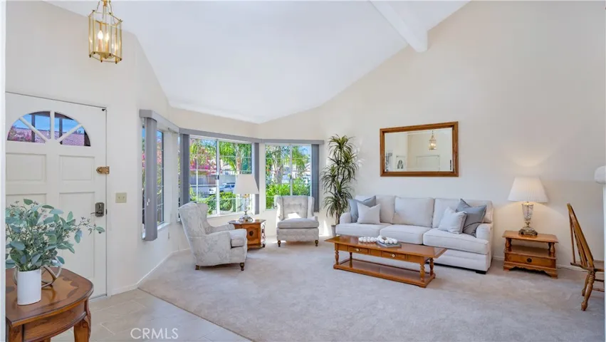 873 Hedges Drive, Corona, California 92878