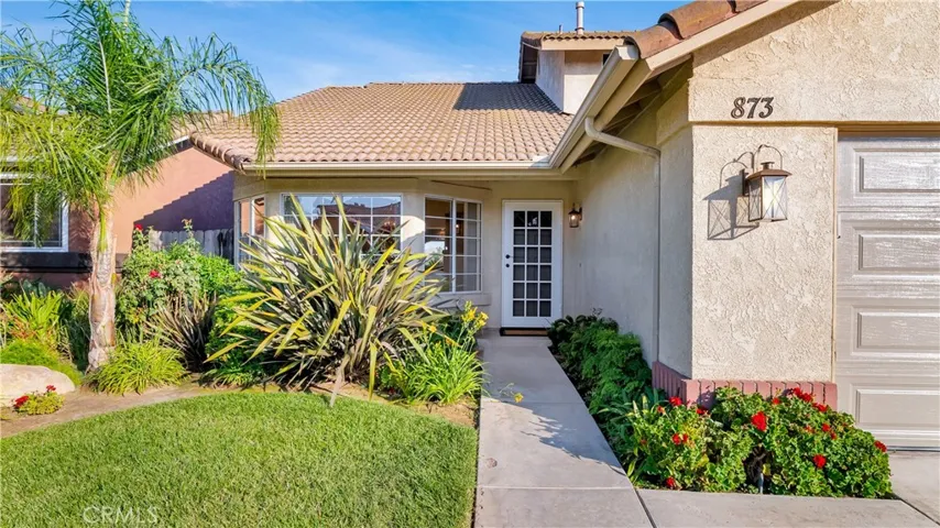 873 Hedges Drive, Corona, California 92878