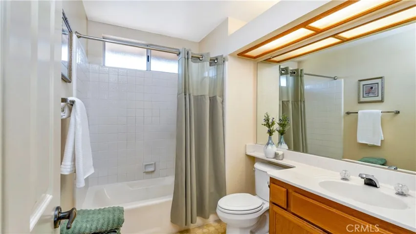 873 Hedges Drive, Corona, California 92878