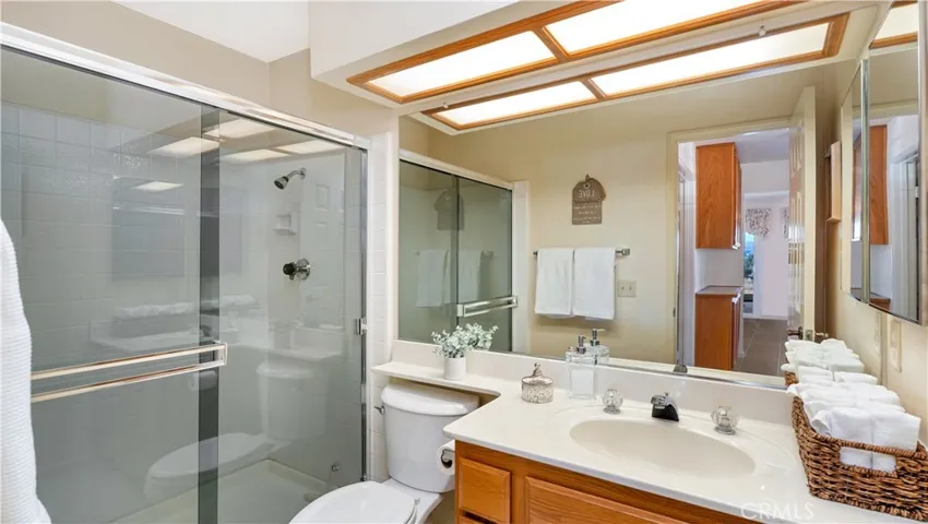 873 Hedges Drive, Corona, California 92878