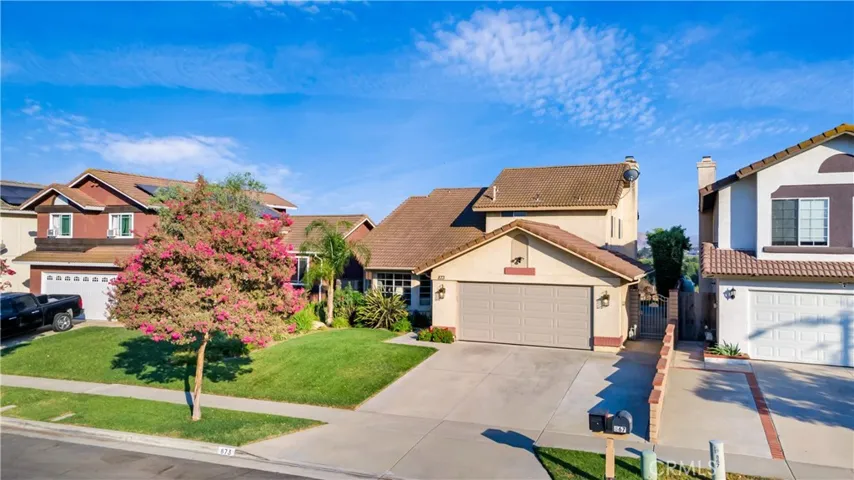 873 Hedges Drive, Corona, California 92878