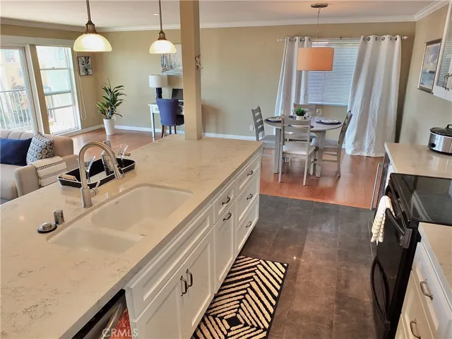 110 Termino Avenue 201, Long Beach, California 90803